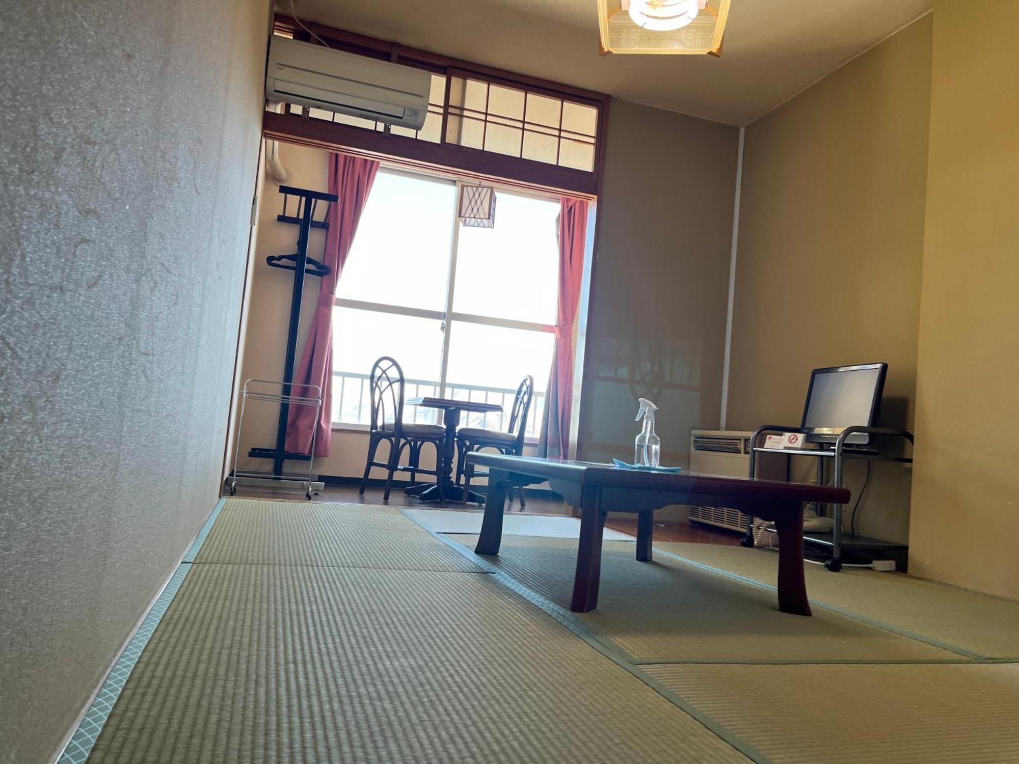 Ishiuchi Ski Center Minamiuonuma Экстерьер фото